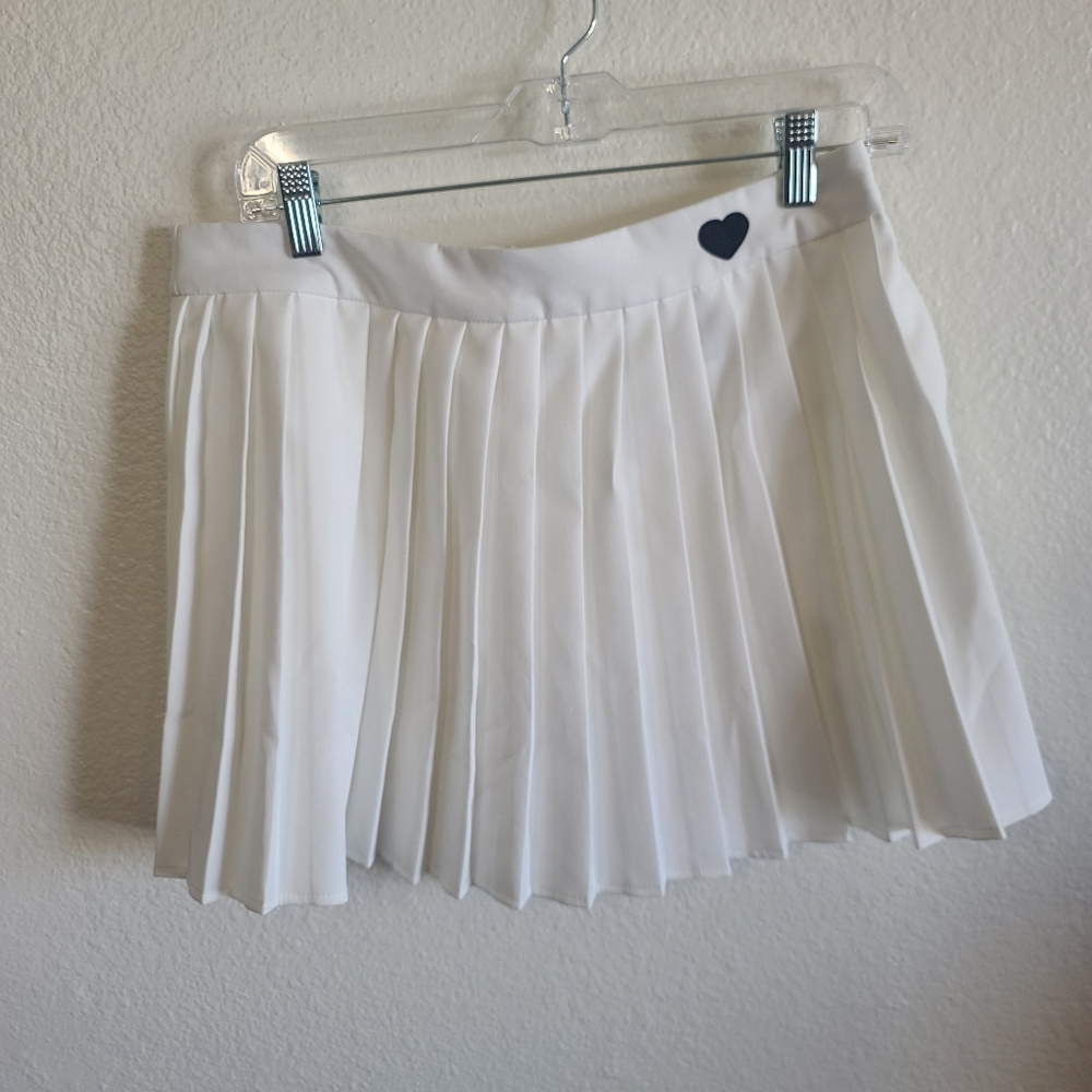 SHIEN Pleated High-Rise Preppy School Girl Mini Skirt with Heart